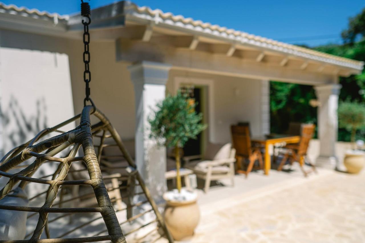 Villa Jinjola by Mavronas - B&B Ágios Stéfanos Sinión