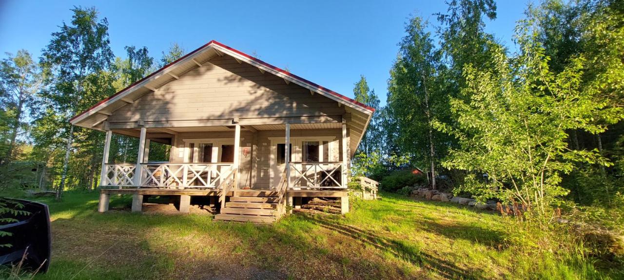 Pulla Karvisen Maatilamatkailussa - B&B Roukalahti