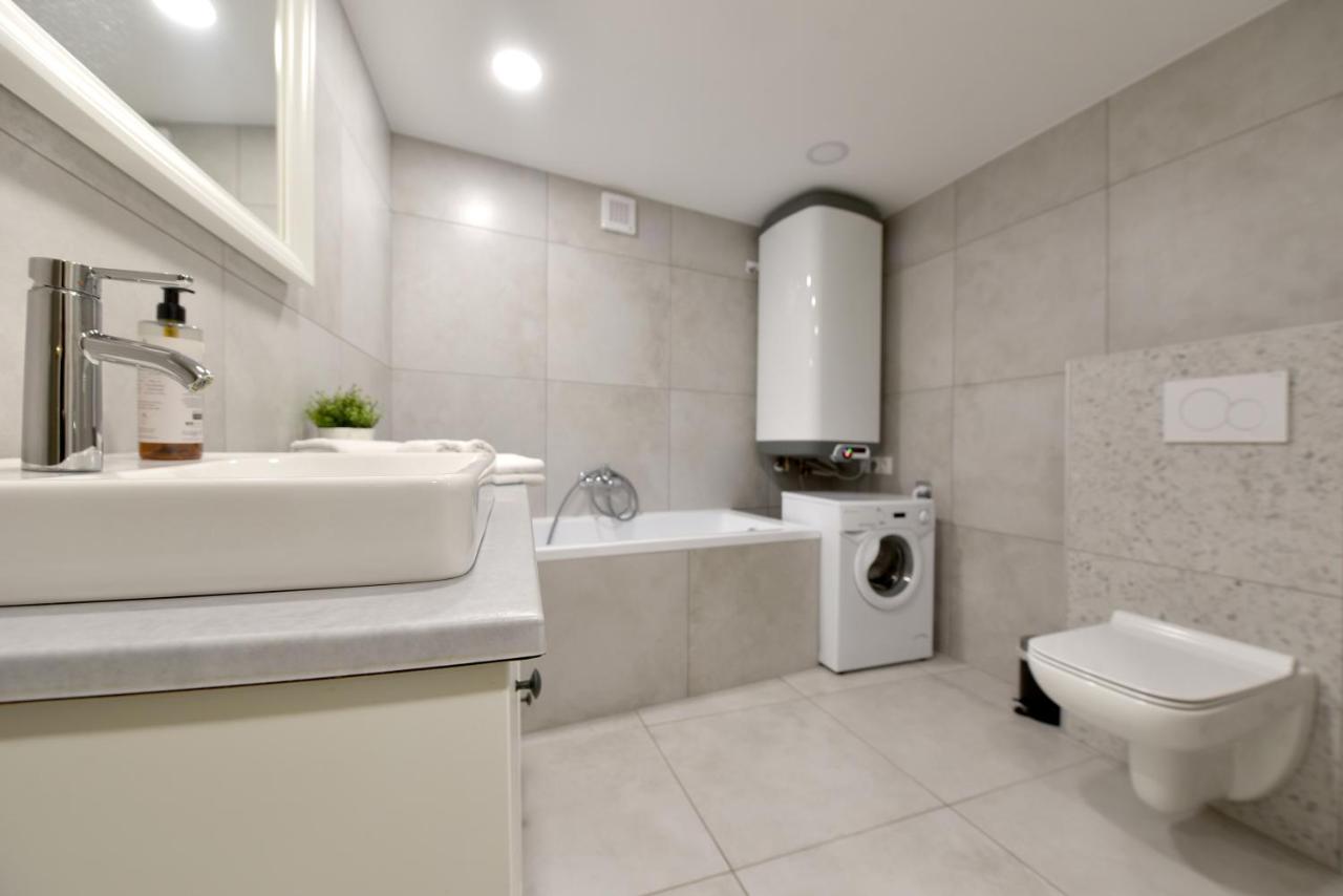 Apartmán Palackého Free Parking - Ferienwohnung Trentschin