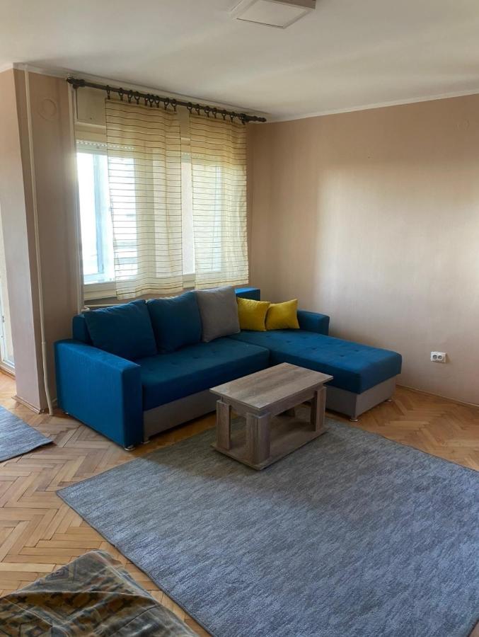 Apartman Popovic Novi Sad - B&B