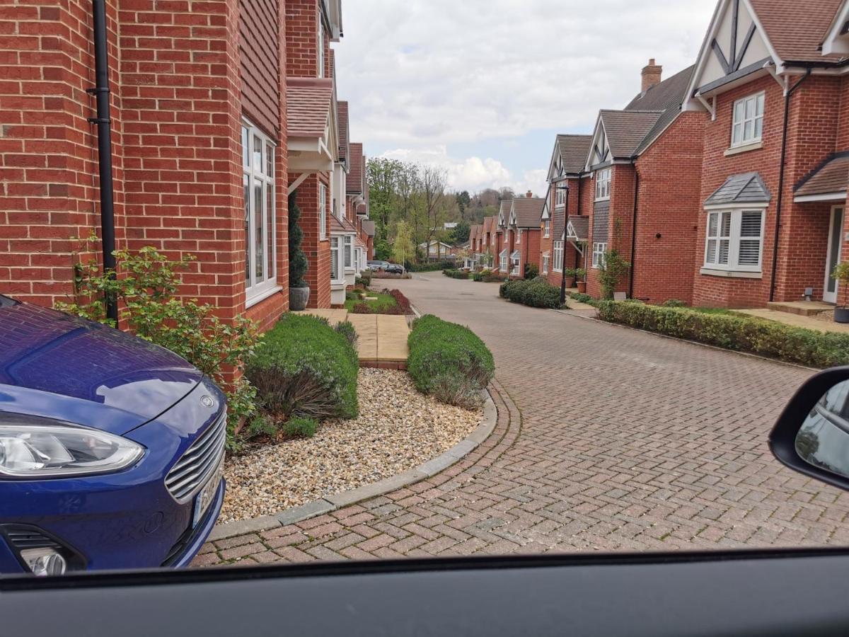 The Grange Cute Modern Stay - B&B Gerrards Cross