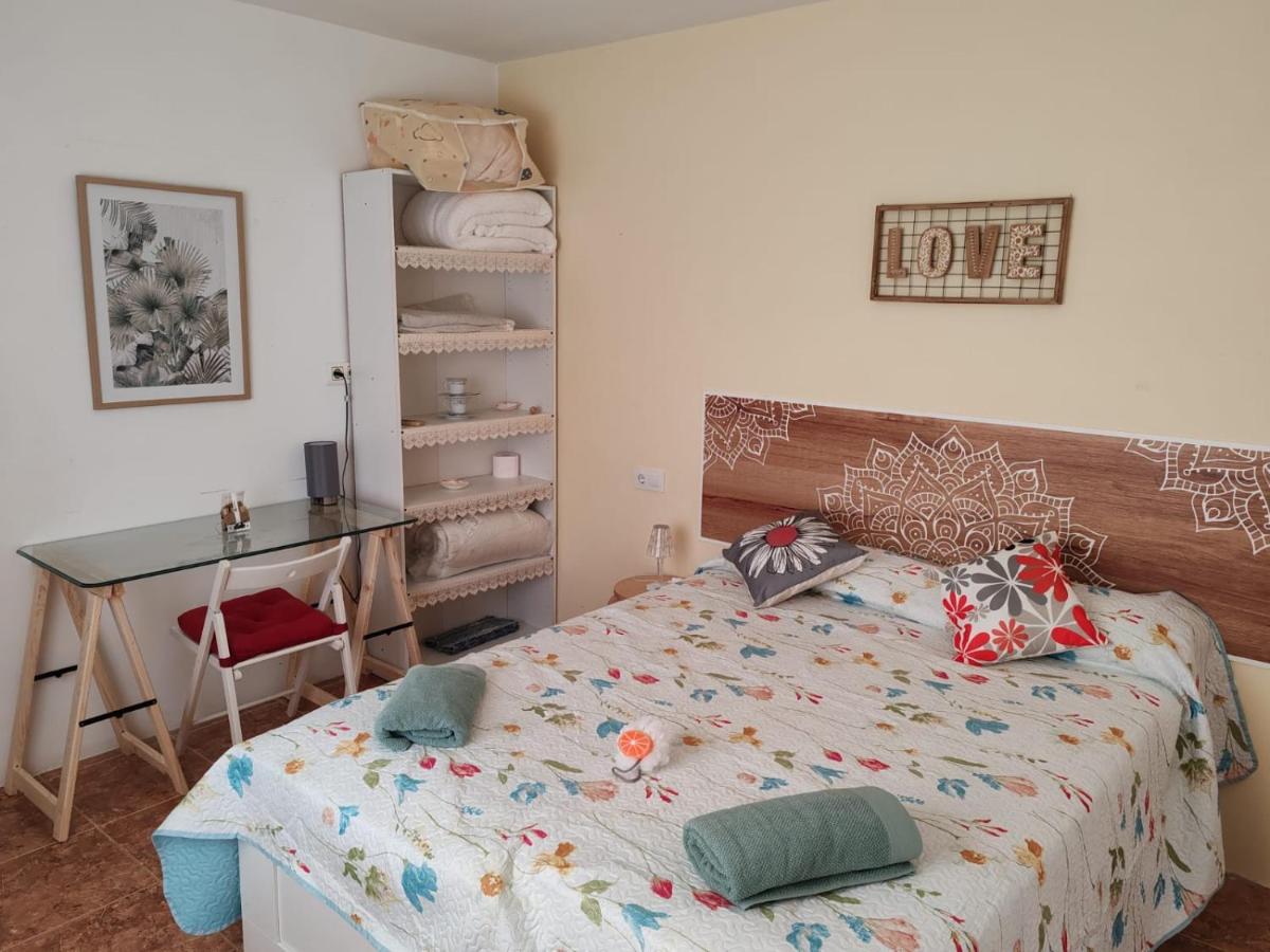 Chambre Lit Queen-Size avec Balcon