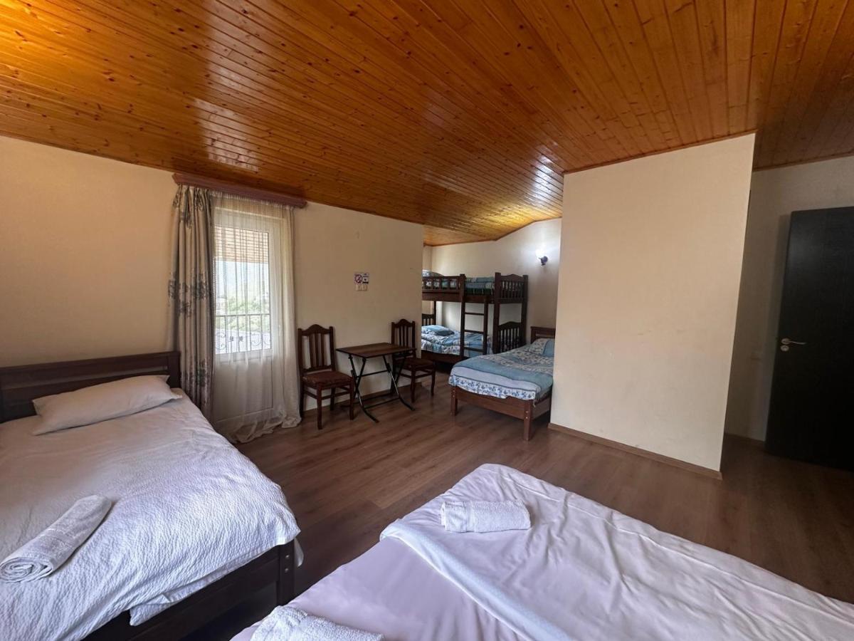 Habitación Familiar con vistas a la montaña