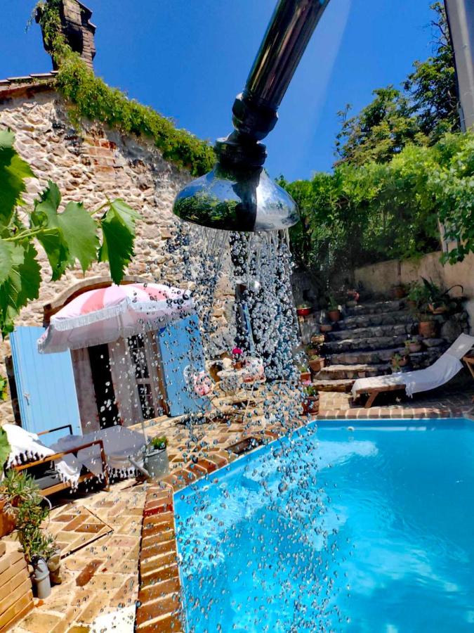 Festina Lente Heritage Villa Krk - Heated pool - B&B Dobrinj