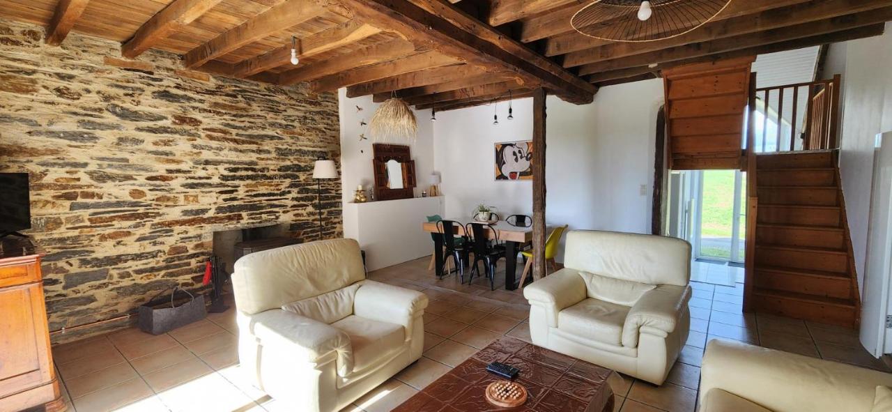 Le Jardin aux Oiseaux Family home - B&B La Gacilly