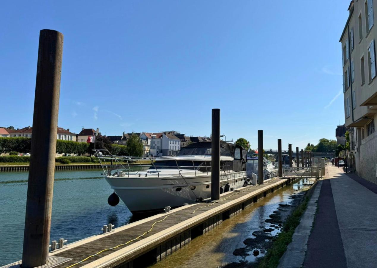 Le Cosy Lagny - Appartement Cosy avec balcon vue sur Marne - B&B