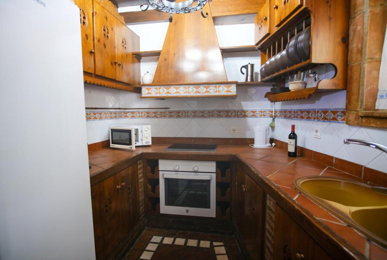 Tu Villa Rural Cortijo Los Cantos 7 Dormitorios Piscina privada - B&B Alhaurín el Grande