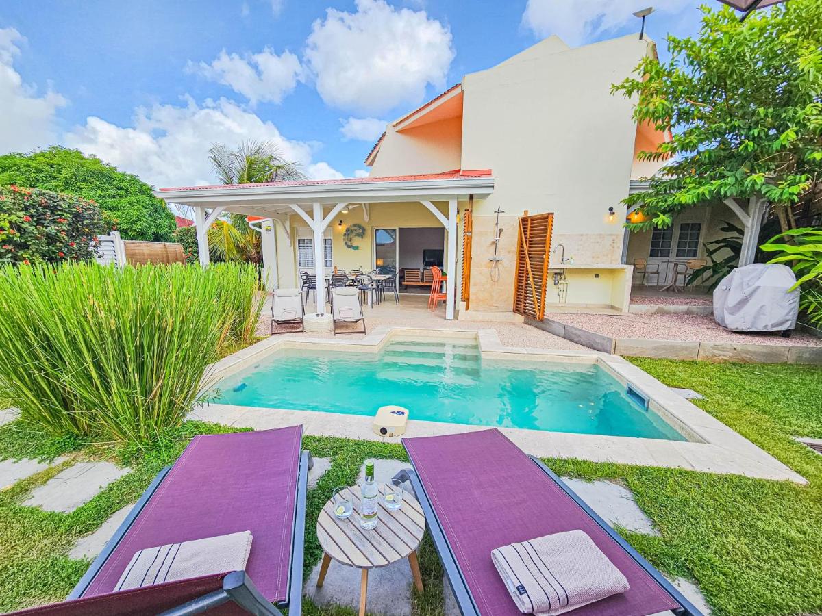 Villa Karmen - Bed and Breakfast Le Diamant