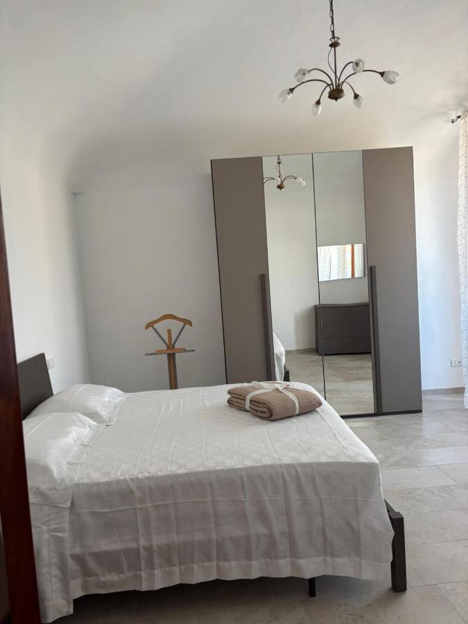 Piazza Maggiore - Ferienwohnung Sulmona