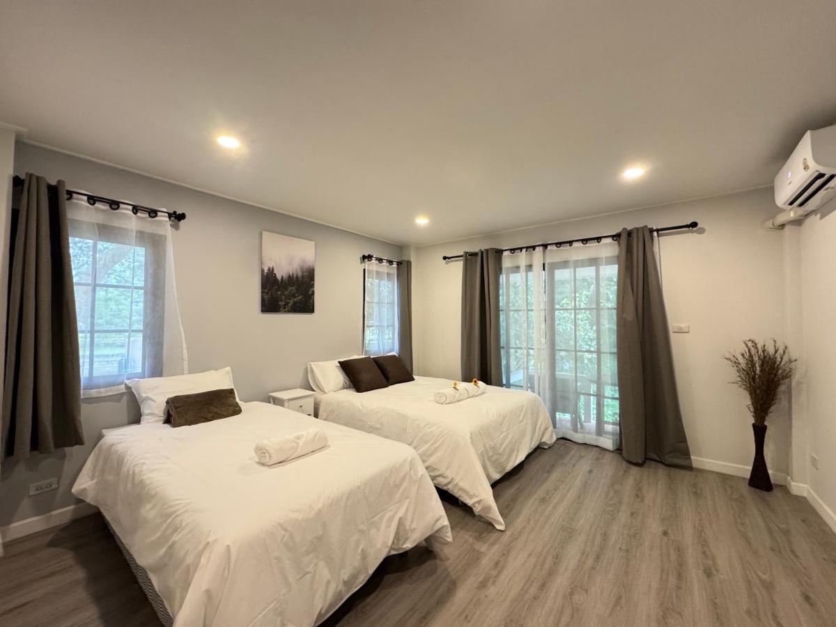 Triple Room with Private Bathroom