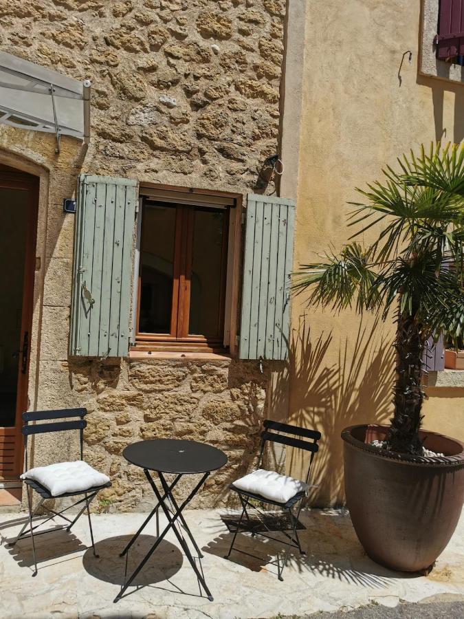 Trés jolie bastidon de village - B&B Puyvert