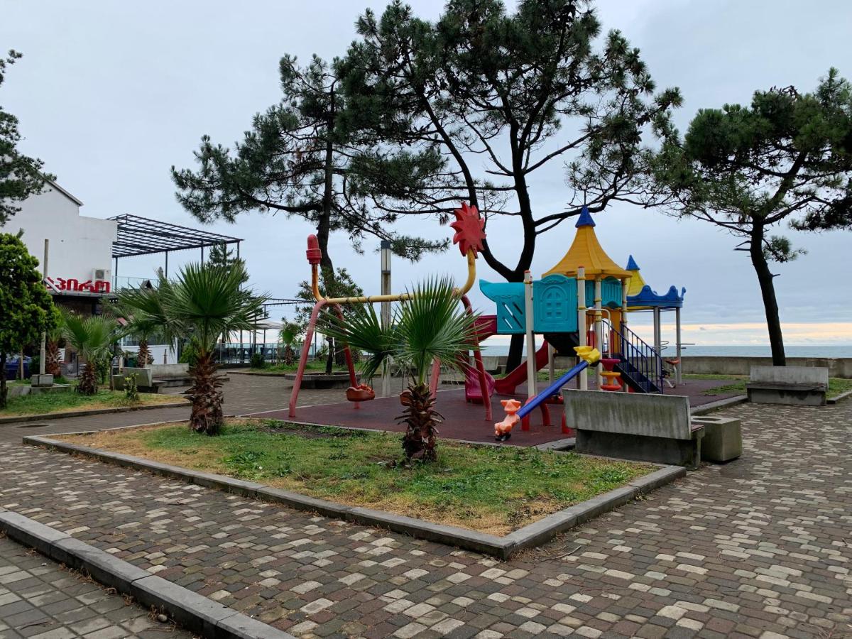 Kobuleti Beach - B&B K'obulet'i