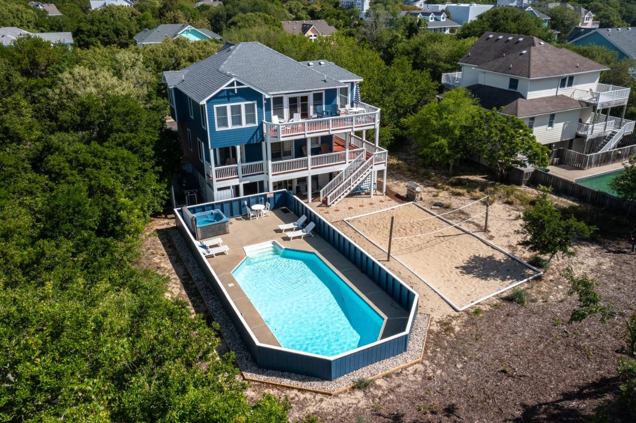 Salty Breeze - Walk to Beach - Pool - Hot Tub - EV - B&B