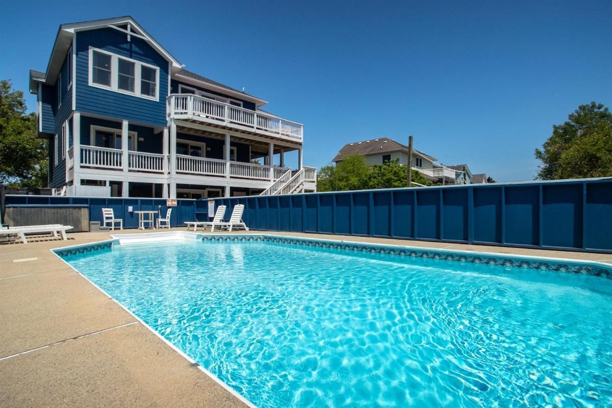 Salty Breeze - Walk to Beach - Pool - Hot Tub - EV - B&B Duck