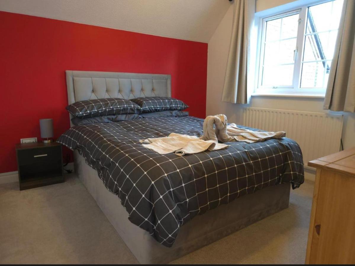 The Serenity Nook - 2 bed flat in the heart of Shefford with parking - Chambres d'hôtes Shefford