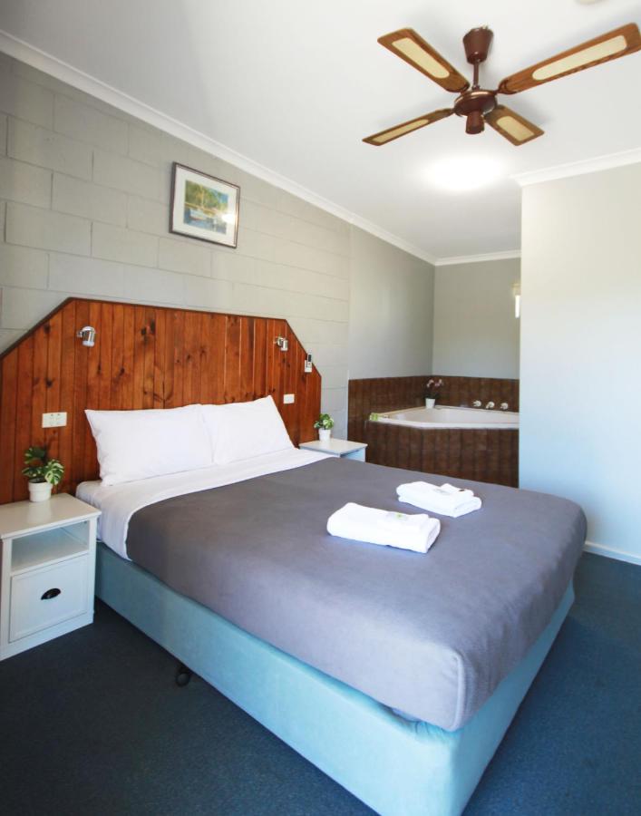 Kamer met Queensize Bed en Bubbelbad