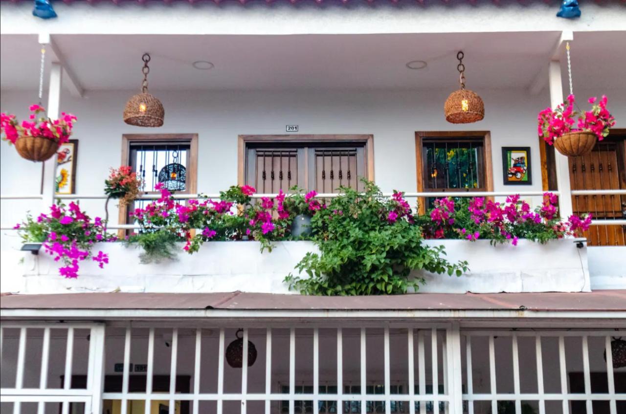 Modern, Luxurious and Tradicional Apartments by Samilis Place - B&B