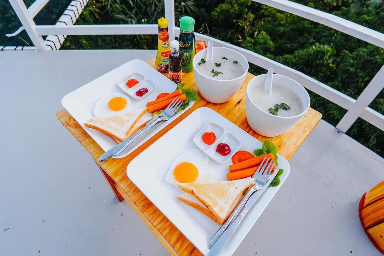 ภูธารา กลางดง - B&B