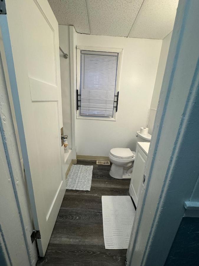 Charming 2-bedroom apartment with WiFi, fitness room in delightful Buffalo - B&B