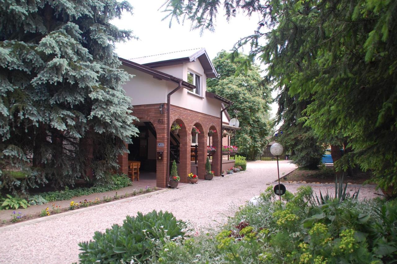 B&B Nadrybie - Agroturystyka Pod Świerkami - Bed and Breakfast Nadrybie