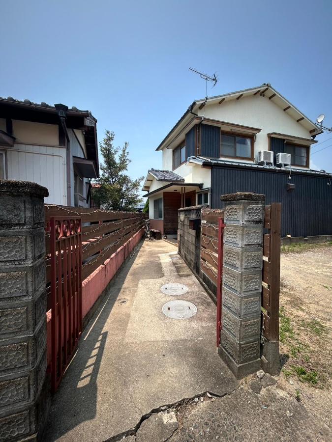 Guest House TAKAO - Bed and Breakfast Tanabe