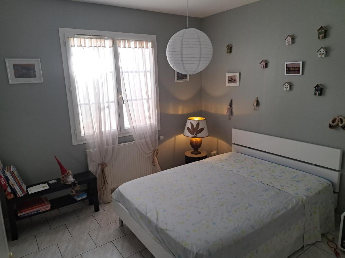 Twin Room with Shared Bathroom