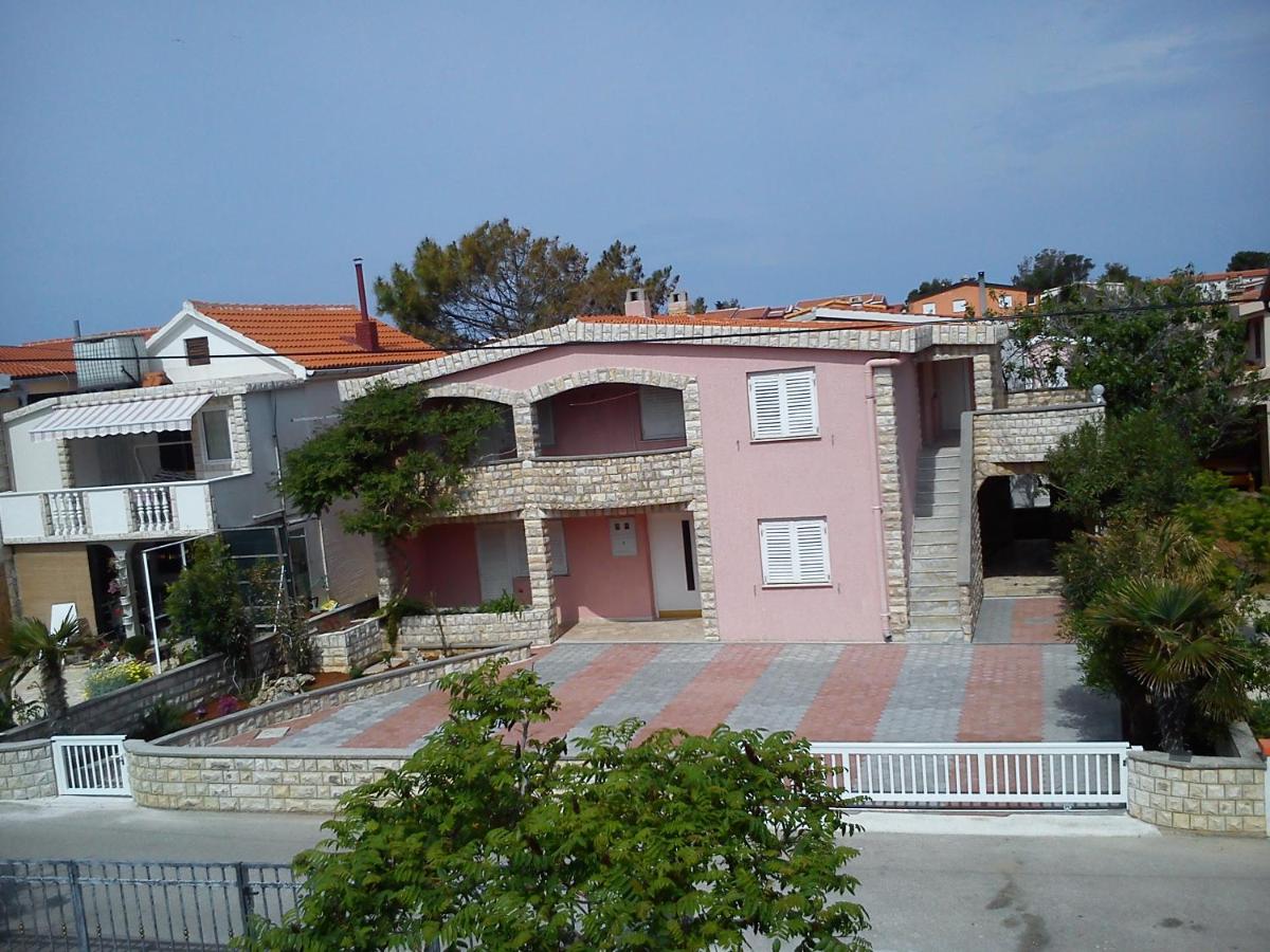Apartmani Mira - B&B