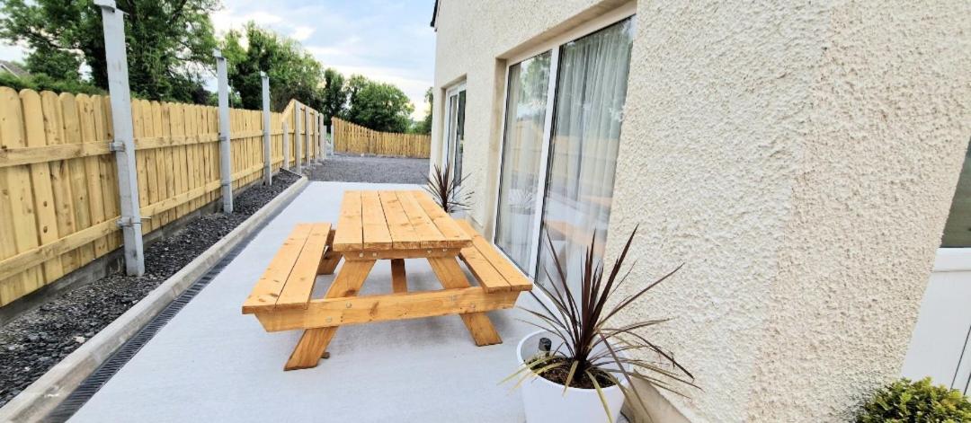 Tullywolly Cottage, Irvinestown - B&B Stralongford