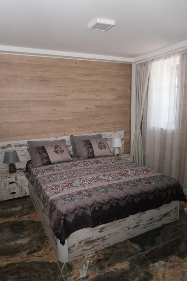 Chambre Deluxe (2 Adultes + 1 Enfant)