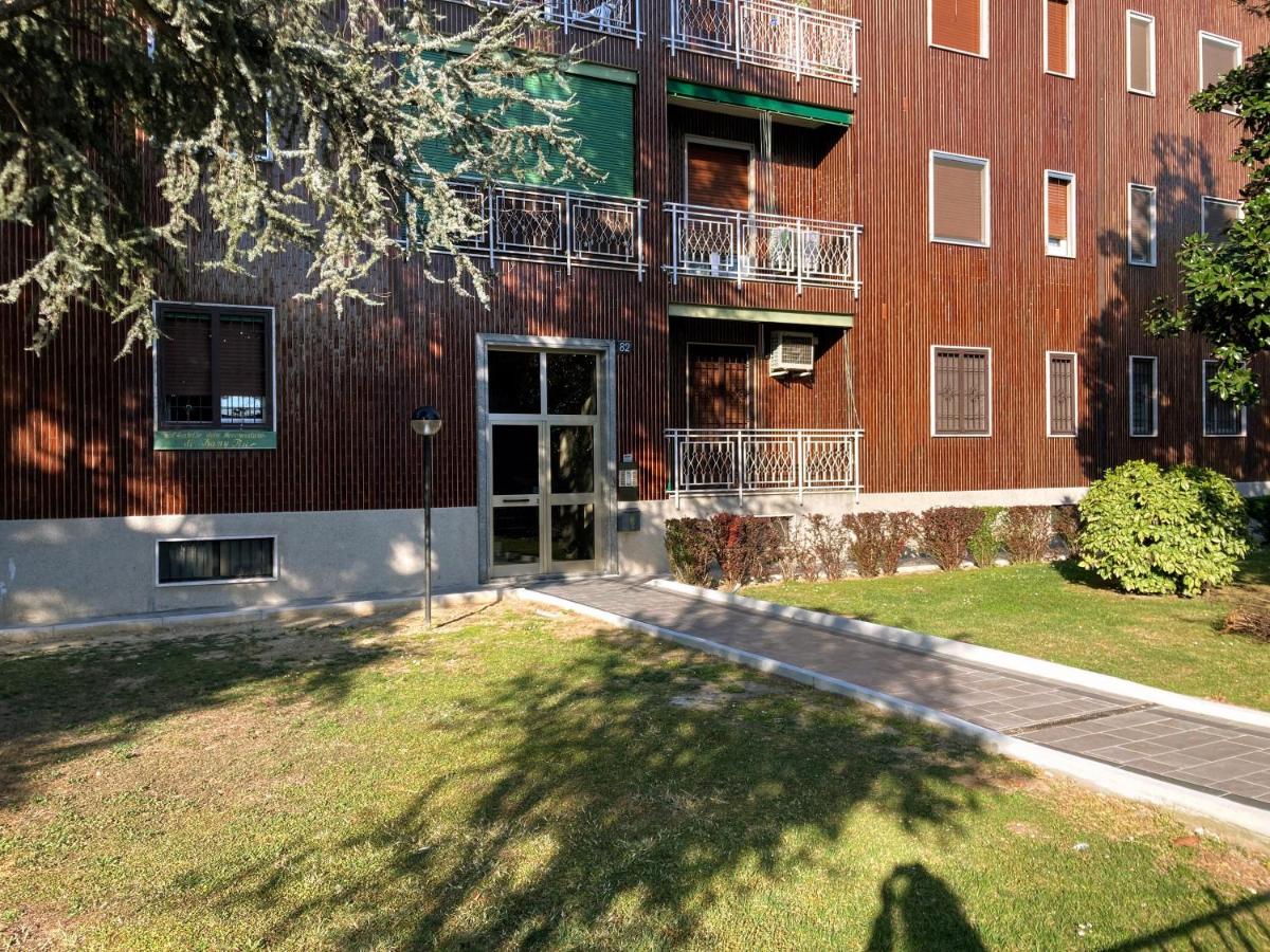 Appartamento Noemi vicino Humanitas e Forum Assago Minimo 4 Notti - B&B Rozzano