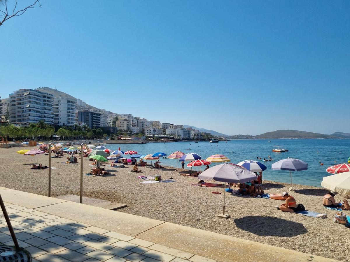 Apartments Blue Horizons - Bed and Breakfast Sarandë