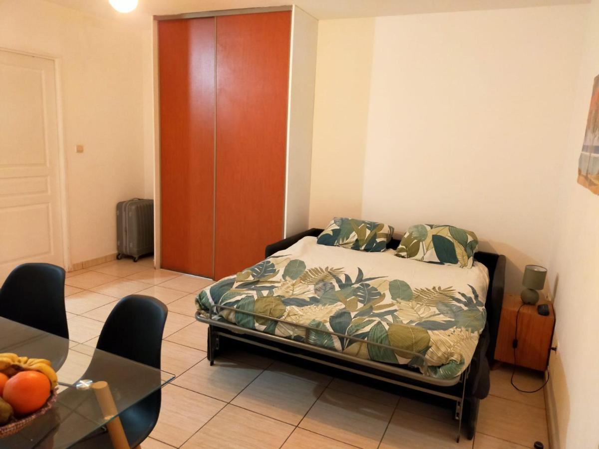 Estudio con terraza