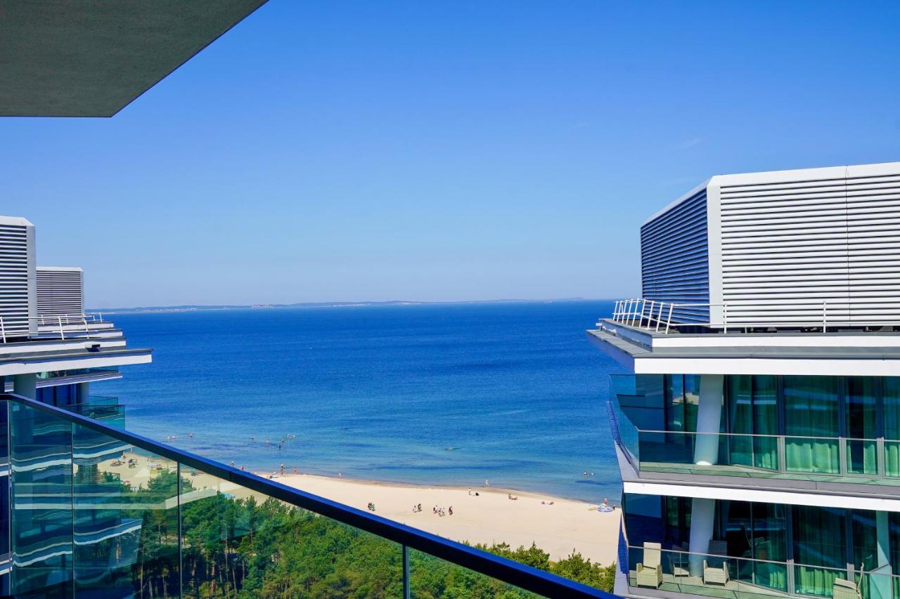 Premium Suite with 2 bedrooms and Frontal Sea View (last floor)