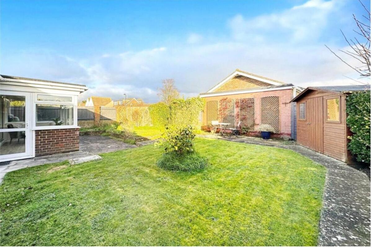Relaxing 2-Bed Retreat Near A27 Coast - Angmering - B&B