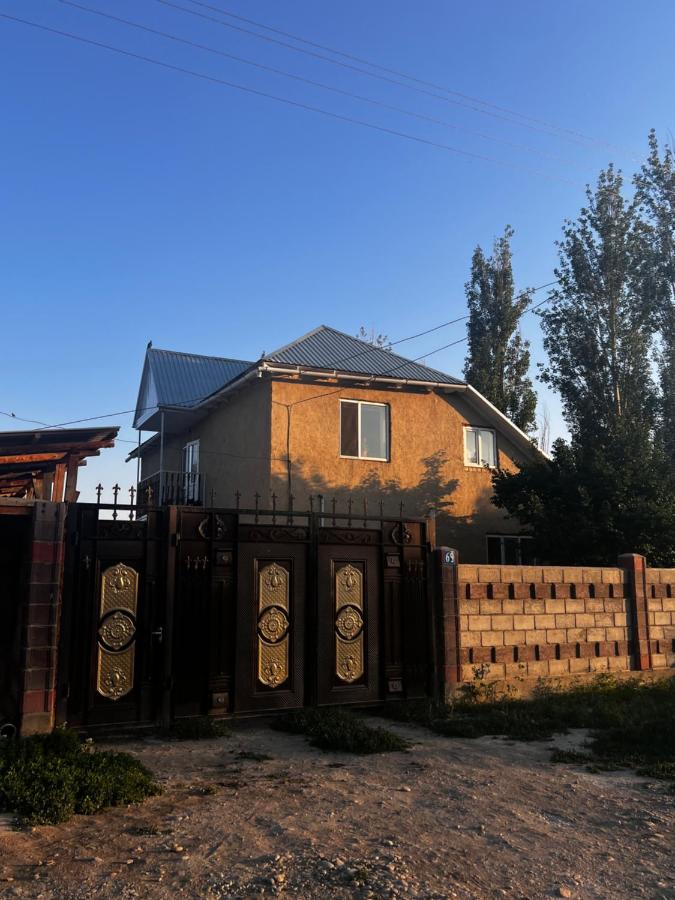 ERLAN Guest House - B&B