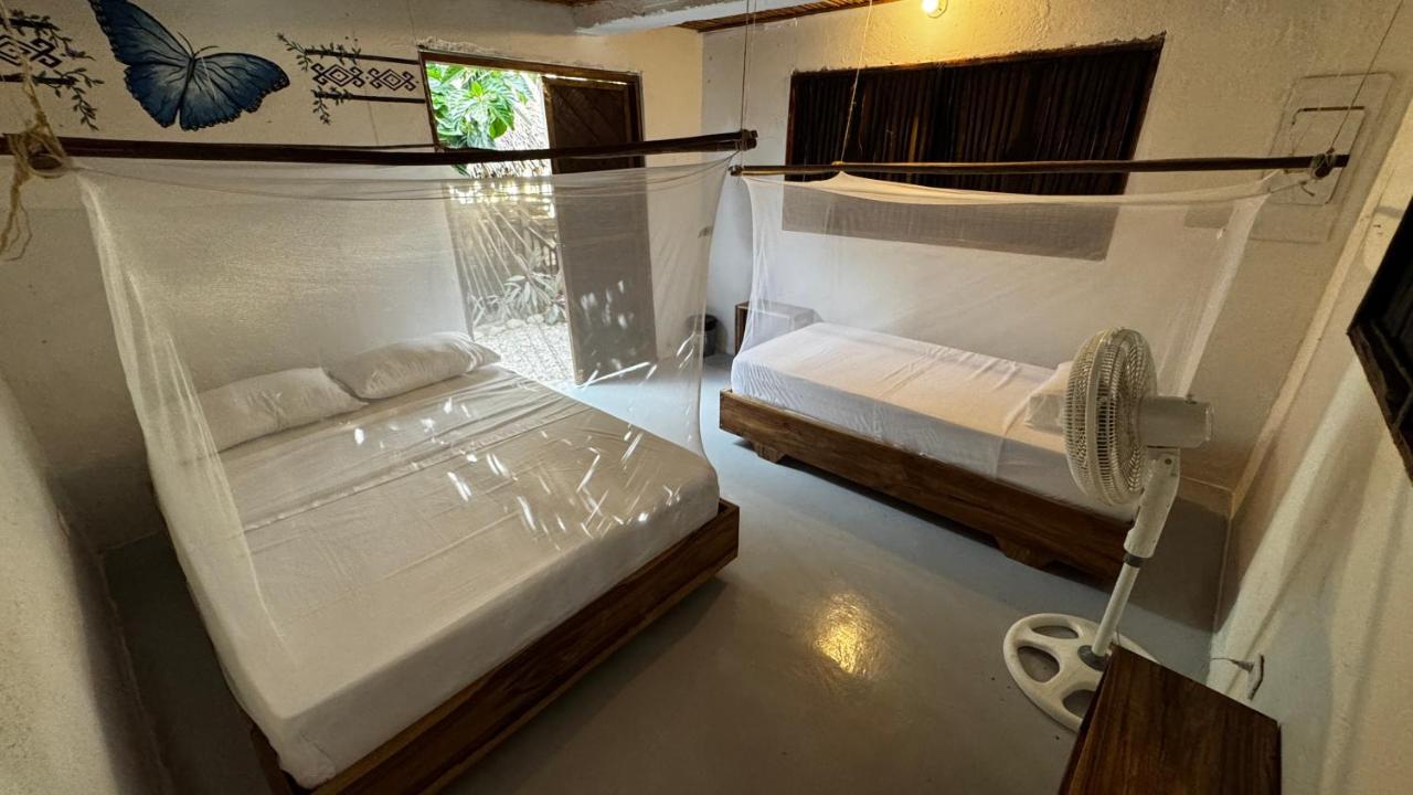 Dreibettzimmer mit Gemeinschaftsbad