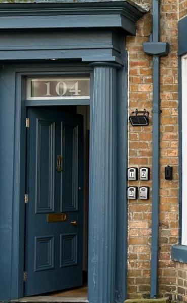Apt 1 - North Marine Villa - B&B