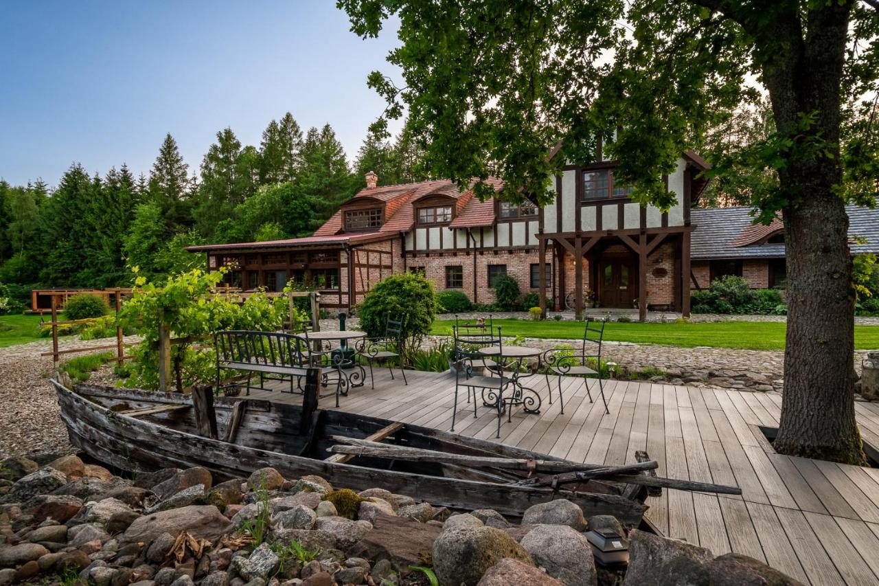 Dworek Głogowiska - B&B Silnowo