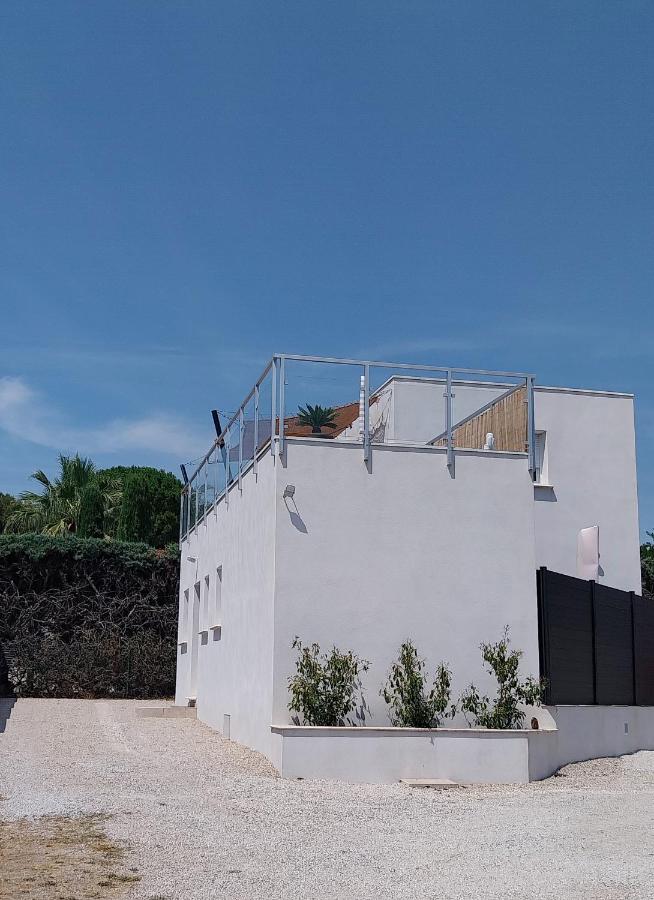 Les brézines Terrasse, Clim & Terrain de boules - B&B Mus