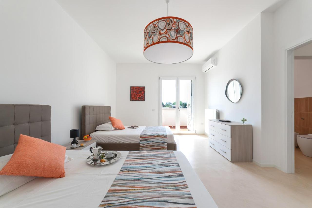 Appartamento con 3 Camere da Letto e Vista Mare