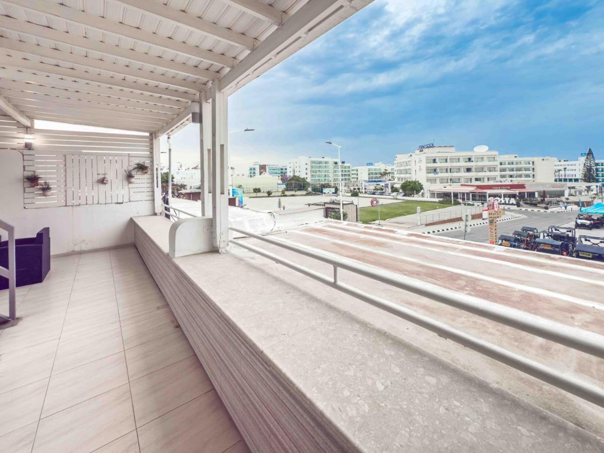 Sofia's Seaview - Ferienwohnung Protaras