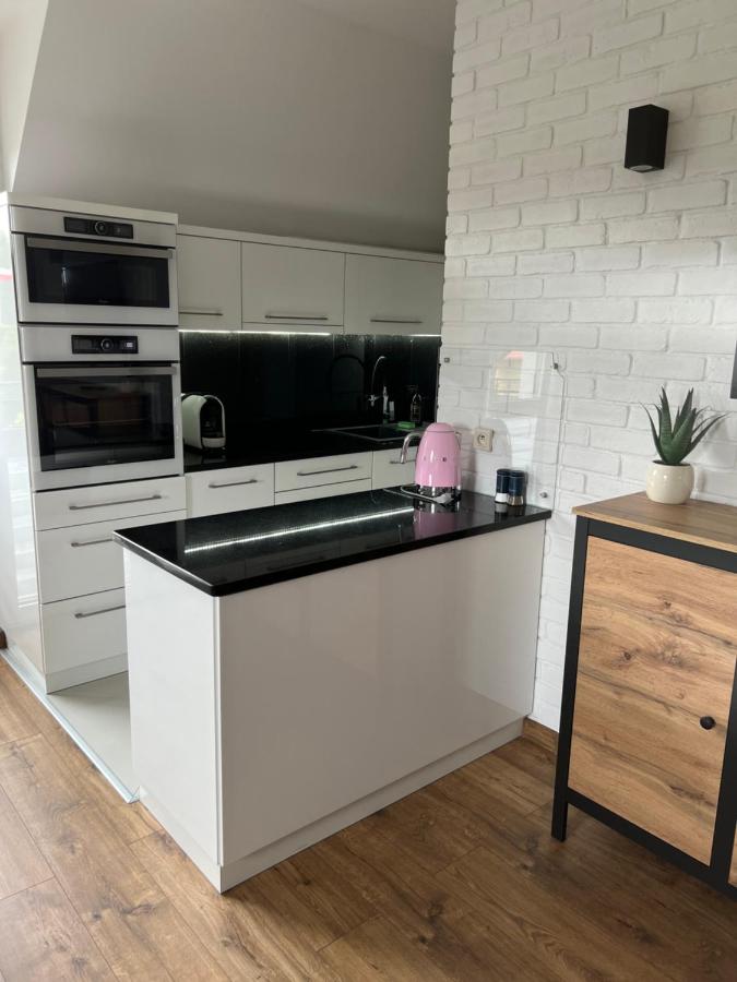Apartamenty Bursztynowe - Bed and Breakfast Dębki