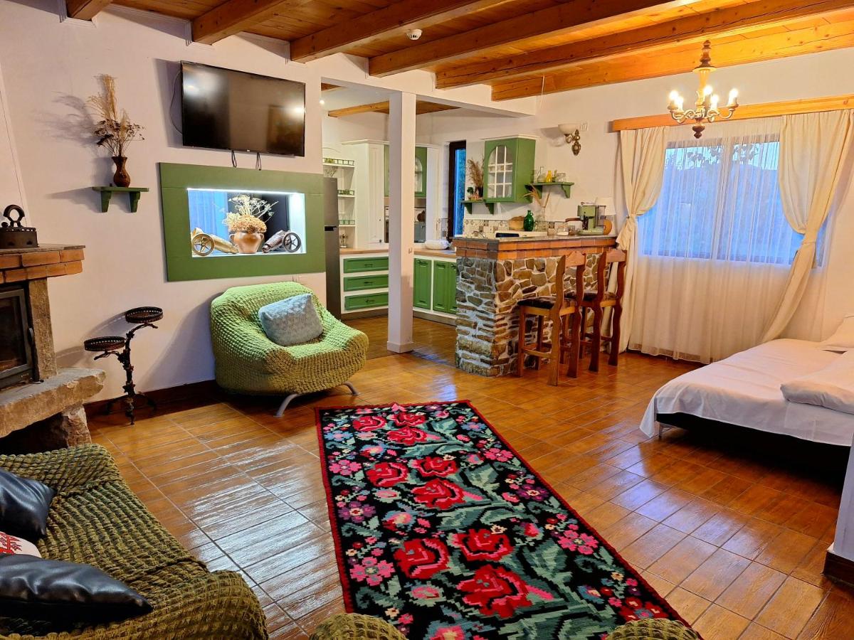 Apartment with Terrace