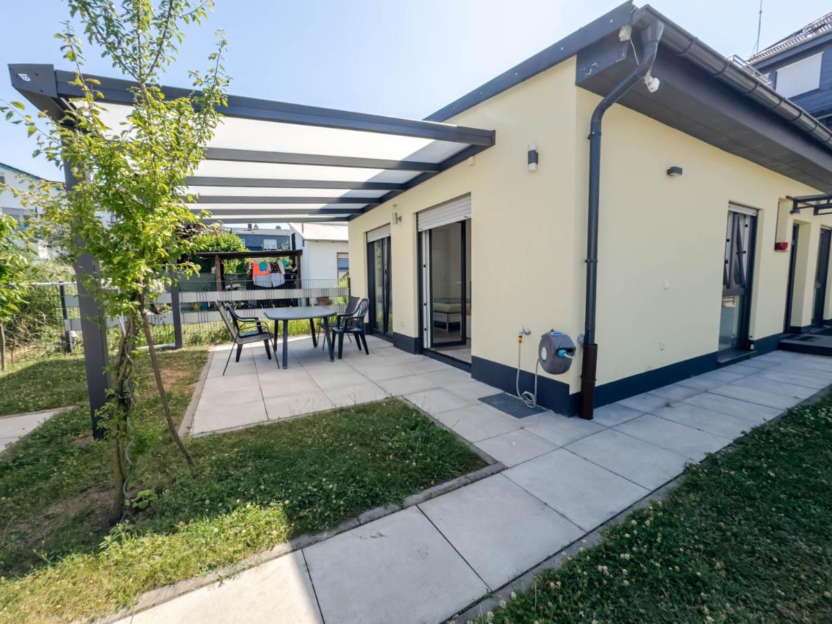 Neubau Wohnung mit Terrasse im EG - B&B