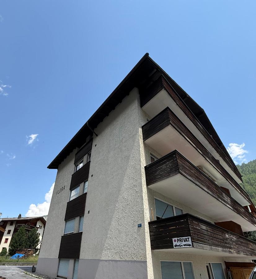 Gorgeous Modern Mountain View Flat in Täsch - Ferienwohnung Täsch