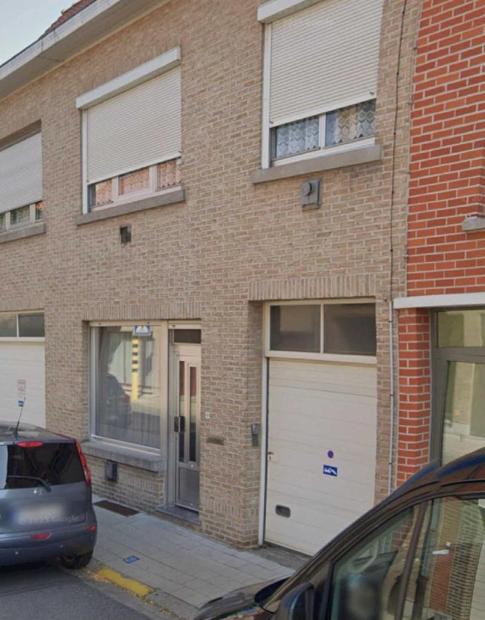 Luxe Stay Large Apartment with Garden and Garage in the center of Moorsele - Ferienwohnung Wevelgem