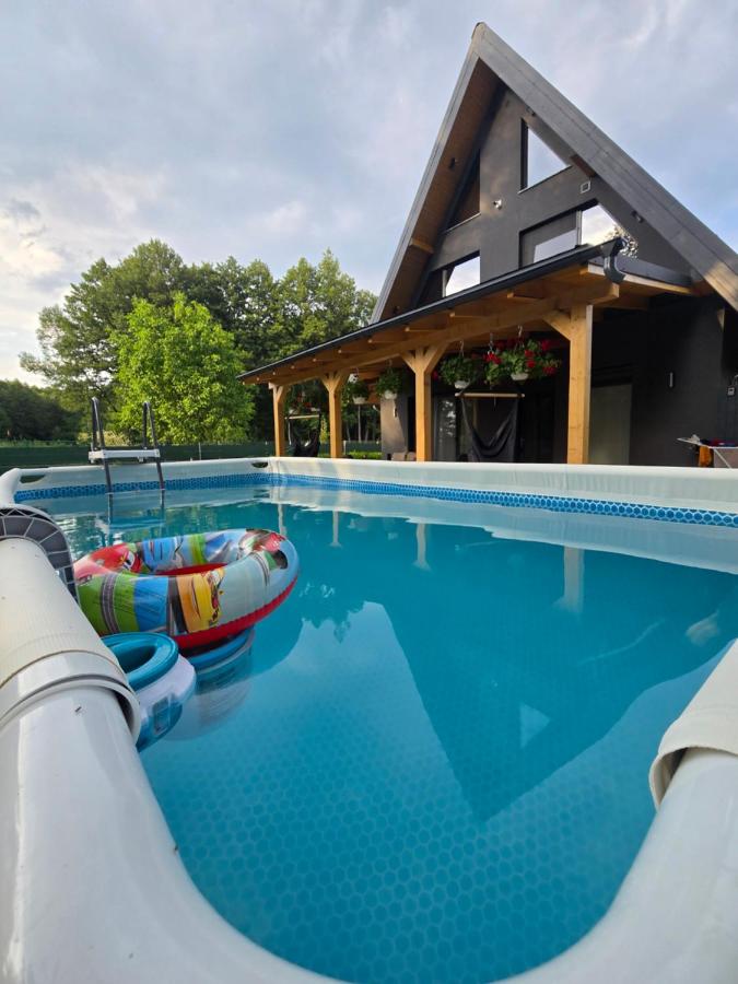 Căsuța din Zăvoi - Chambres d’hôtes Sănătești