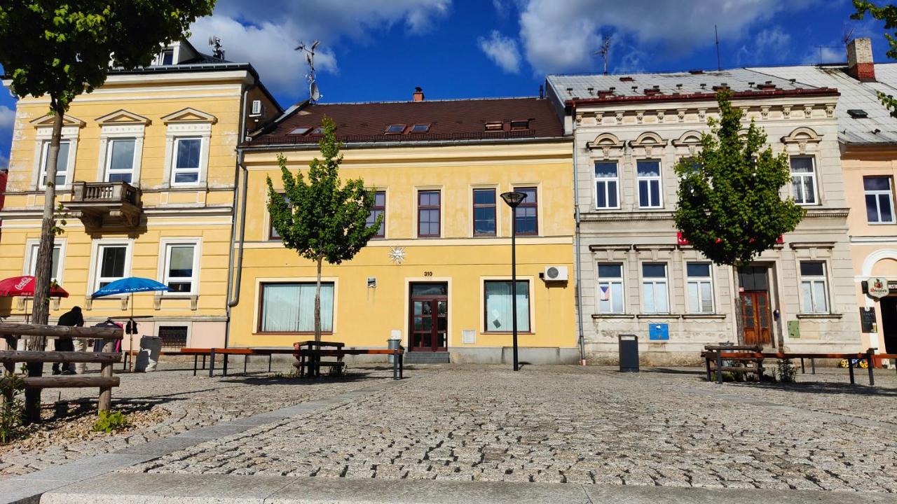 Dům Slunce - Ferienwohnung Nové Město pod Smrkem