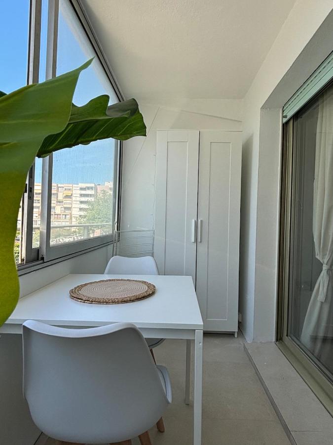 Studio vue port - 3 min plage Carnon - B&B Condado de Melguelh