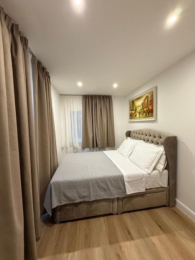 Luxury Sovereign House - B&B